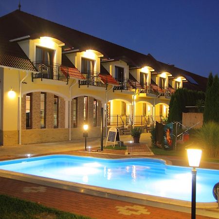 Bajor Panzió Bük-Bükfürdő, Adults Only 12plus Exterior foto